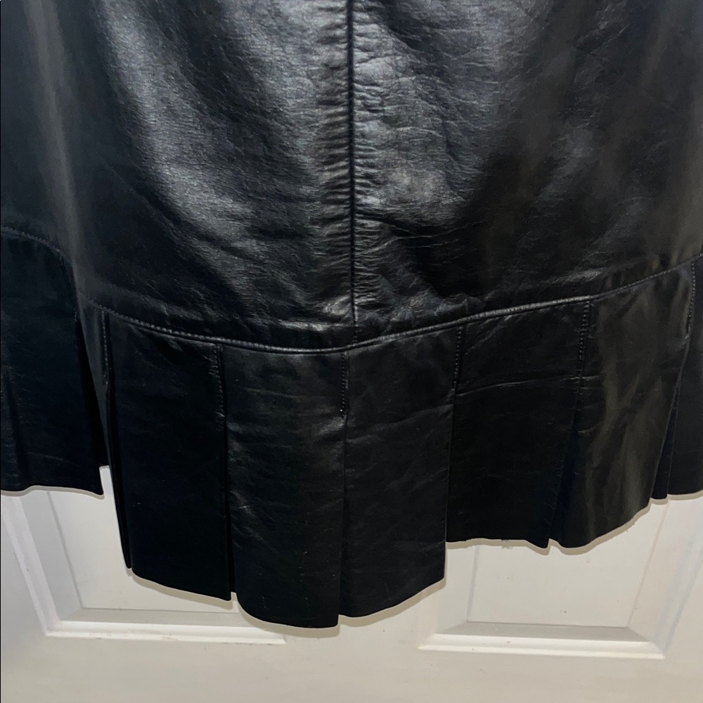 Black A-Line Leather Skirt - Picture 3 of 4